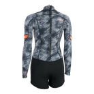 48233-4550_IOW-Wetsuit_Amaze_Shorty_2_0_LS_Back_Zip_women_02_013_black-flowers_back-2.webp